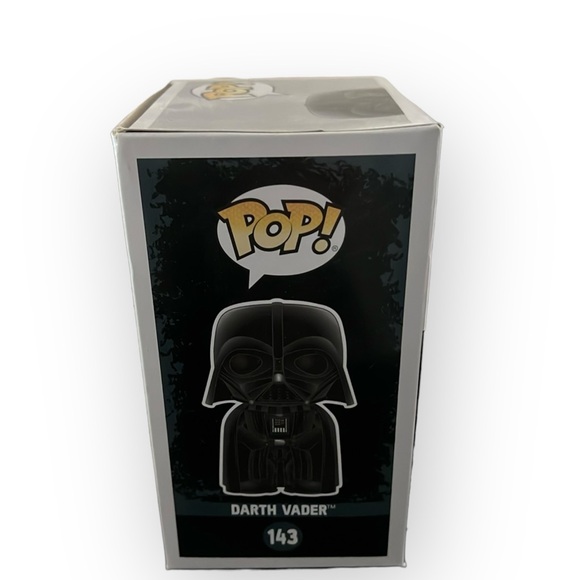 New**Darth Vader Pop figure - Picture 4 of 6